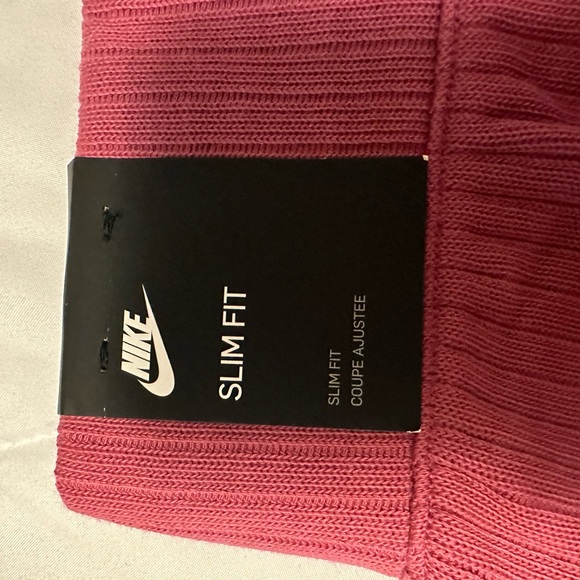 Nike Slim Fit high waisted shorts size medium - Picture 2 of 5